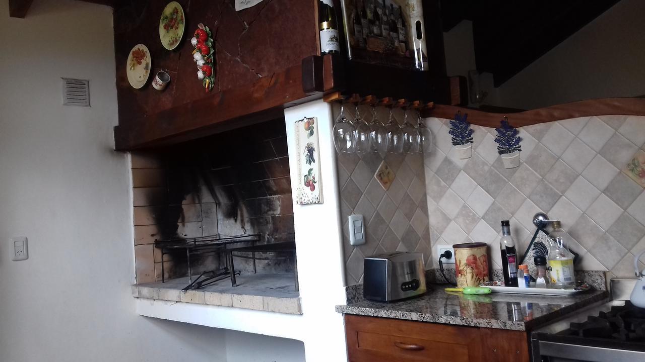 Altos De *